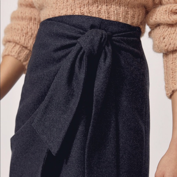 ARITZIA WILFRED HEATHER CHARCOAL NWT SKIRT - Picture 5 of 7